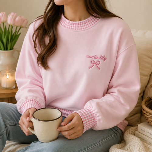 Sweet Personalized Auntie Sweatshirt for New Aunts with Gingham Trim