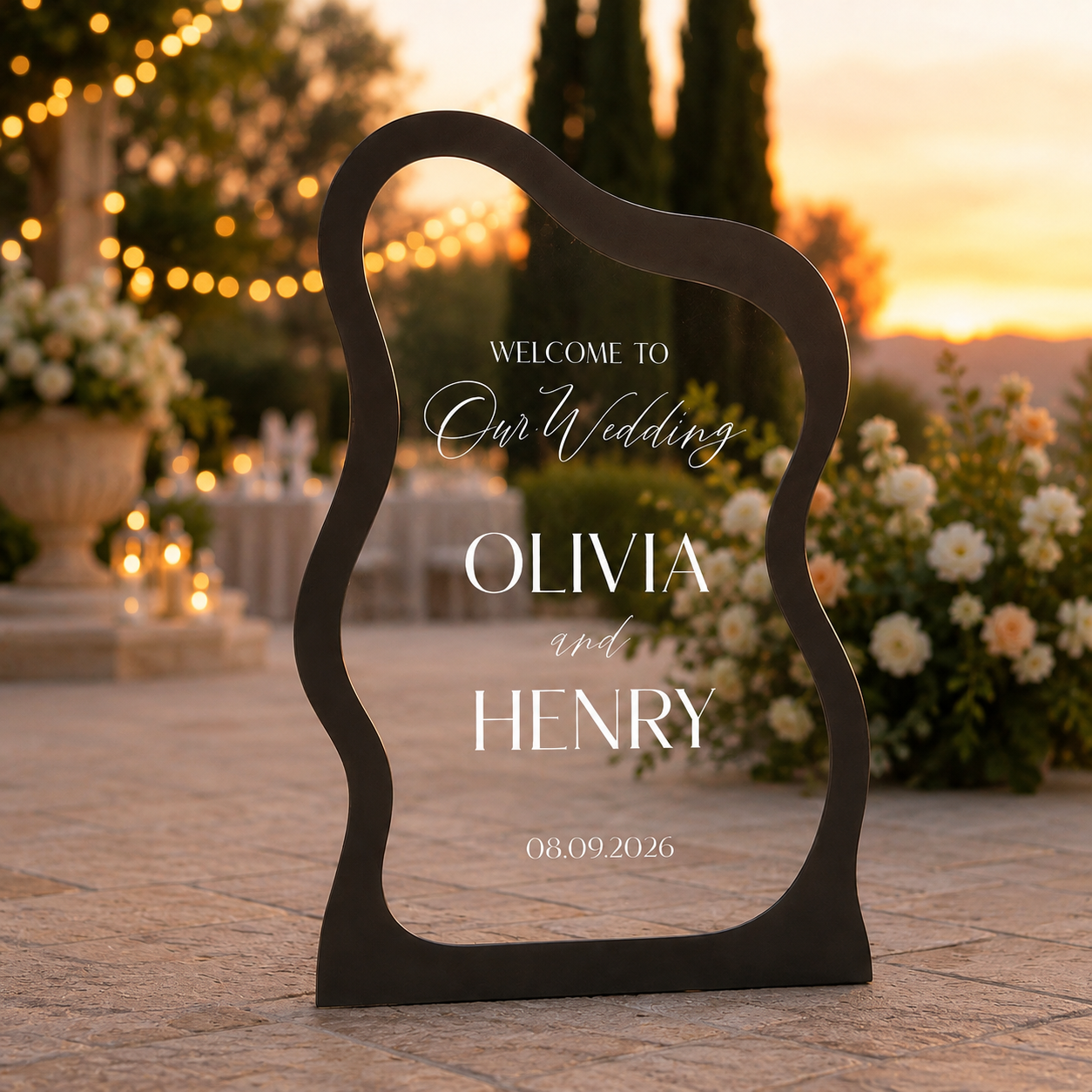 Personalized Minimalist Wavy Acrylic Wedding Welcome Sign