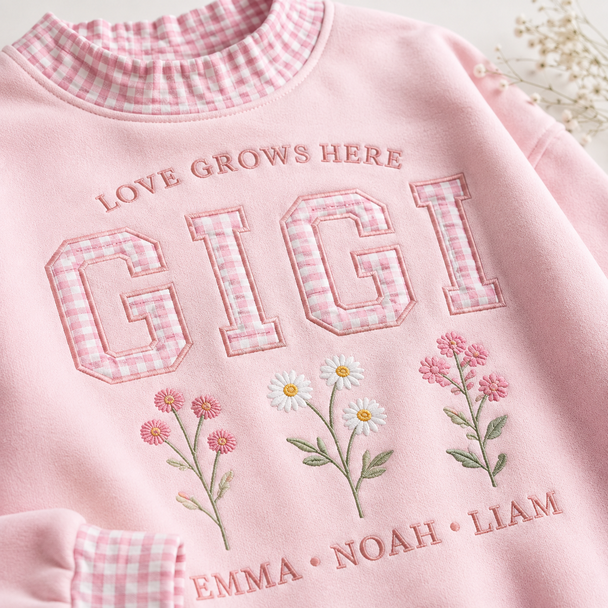 Close-up of Gigi gingham appliqué and flowers